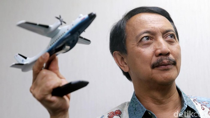 Direktur Utama PT Dirgantara Indonesia Elfien Goentoro