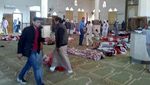 Foto: 184 Orang Tewas Dalam Ledakan Bom di Masjid Mesir