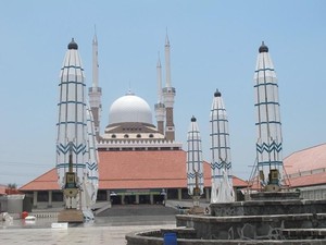 Megahnya Masjid Agung Jawa Tengah, Perpaduan 3 Gaya Arsitektur Dunia