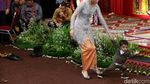 Jan Ethes Berbeskap hingga Berjas, Mana yang Lebih Ngegemesin?