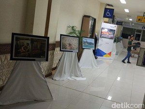 Ketika Bandara Banda Aceh Jadi Tempat Pameran Foto