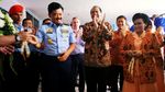 Momen saat CT dan KSAU Resmikan Airforce Mart di Bandara Halim