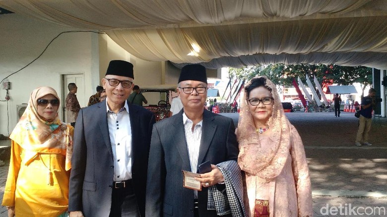 Presiden Siregar Sedunia Ingin Beri Marga untuk Jokowi Besok Presiden Siregar Sedunia Ingin Beri Marga untuk Jokowi Besok