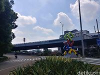 Ornamen Abstrak Hiasi Sudut Kota Bandung