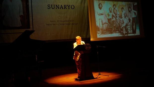 Sunaryo Raih Penghargaan Akademi Jakarta 2017