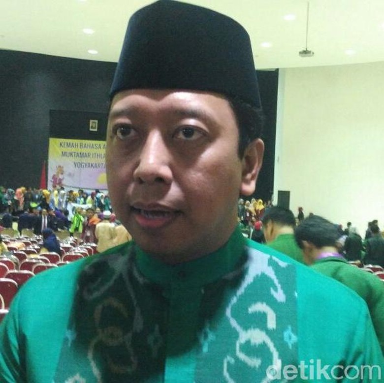 Tentang Setnov, Romy: Jika MKD Tak Aspiratif, DPR Jadi Bulan-bulanan Tentang Setnov, Romy: Jika MKD Tak Aspiratif, DPR Jadi Bulan-bulanan