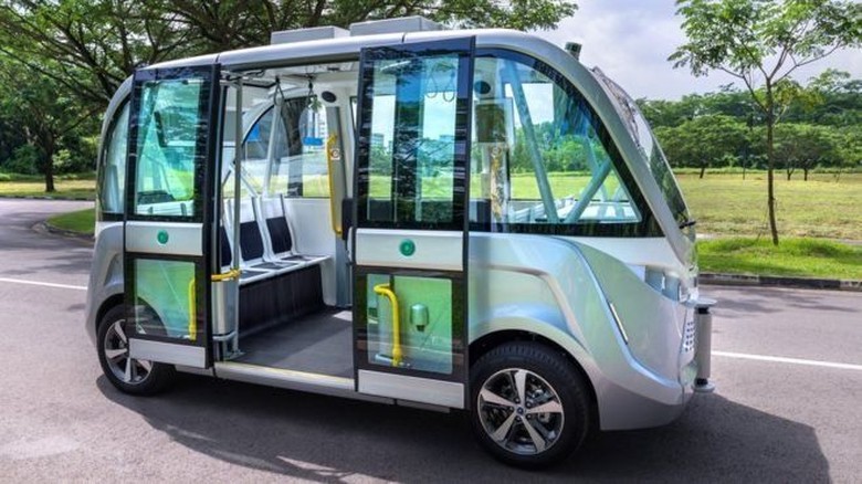 Bus Mini Tanpa Sopir Akan Beroperasi di Singapura Tahun 2022 Bus Mini Tanpa Sopir Akan Beroperasi di Singapura Tahun 2022