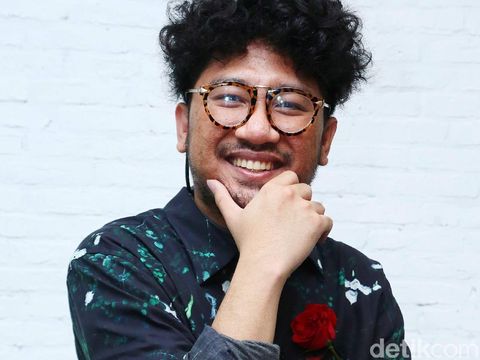 7 Karier Artis Sebelum Sukses, Gaji Pertamanya Rendah Betul