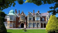 Bletchley Park adalah rumah kode perang Inggris dan melanggar operasi, namun tetap diperjuangkan oleh Winston Churchill (Dok. CNN Travel)