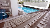 Proses renovasi kolam renang GBK tak akan terlambat dan masih sesuai rencana pengerjaan. Terbukti pada Oktober hingga November 2017 venue sudah selesai.
