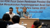 Hadir sebagai pembicara Humas KONI Pusat, Aziz Manaf dan wartawan olahraga senior M. Nigara.