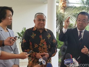 Larangan Foto di Kakbah, Din: Selfie Sekali Saja, Jangan Saat Ibadah