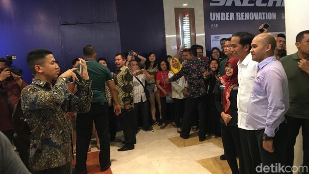 Presiden Jokowi di Sun Plaza Medan / 