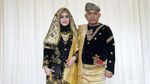 Berbagai Pakaian Adat Meriahkan Pesta Adat Kahiyang-Bobby