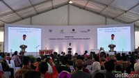 Dalam sambutannya, Jokowi mengatakan saat ini pemerintah sedang membuat ledakan baru dalam pariwisata dunia.