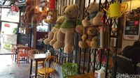 Sosmed Cafe: Ada Mie Tuyul dan Es Lekong yang Kekinian