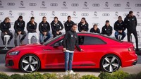 Seperti diketahui, pabrikan mobil berlogo 4 cincin itu memang terlibat kerjasama dengan klub asal Spanyol itu sejak tahun 2003.  Foto: Carscoops