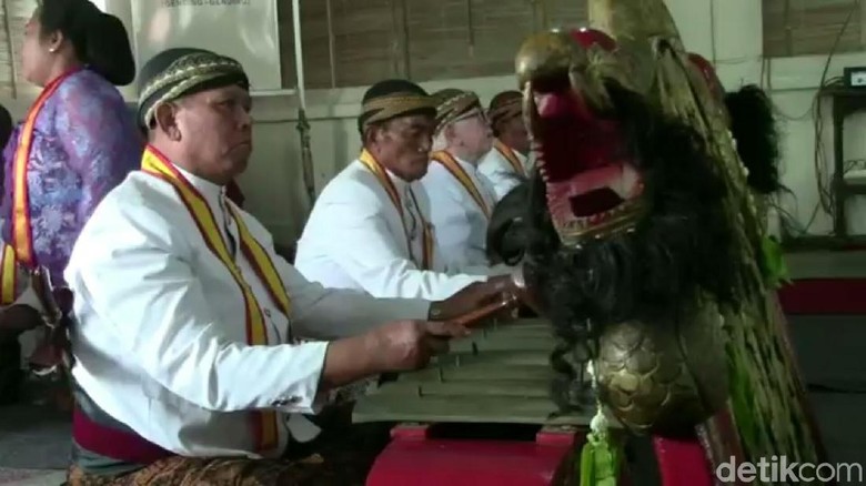 Ini Fakta-fakta Unik Saat Gamelan Sekaten Solo Dibunyikan Siang Nanti Ini Fakta-fakta Unik Saat Gamelan Sekaten Solo Dibunyikan Siang Nanti