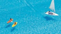 Untuk dapat menginap di sini, traveler harus merogoh kocek mulai Rp 2-7 juta tergantung hari dan jenis kamar (San Alfonso Del Mar)