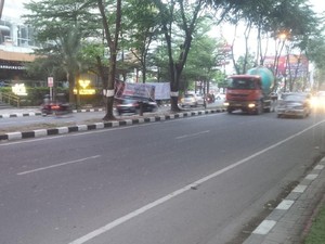 Lalu Lintas di Sekitar Lokasi Pesta Adat Kahiyang-Bobby Lengang