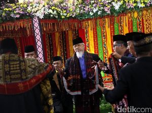 Ada Manortor Semalam Suntuk di Pesta Adat Kahiyang, Ini Mekanismenya