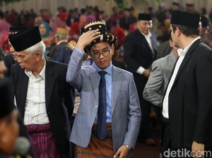 Sentilan Gibran ke Veronica Koman Gegara Patung Sudirman