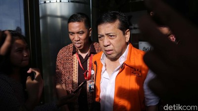 Novanto Diperiksa Penyidik KPK Selama 3 Jam