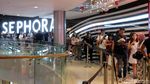 Meriahnya Black Friday, Pembeli Serbu Mal-mal di Singapura