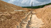 Saat ini pembangunan tol ruas Pekanbaru-Dumai seksi III sedang berlangsung. Dok PT Hutama Karya.