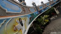 Gereja ini mulai dibangun pada September 2001 dan selesai 4 tahun kemudian dengan menghabiskan dana Rp 4 miliar.