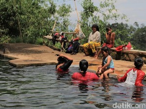 Yang Segar & Tersembunyi di Gunung Kasur: Mata Air Campaka