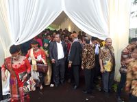 Tamu puncak pesta adat Kahiyang- Ayu-Bobby mulai meninggalkan lokasi 