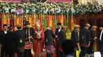Foto: Kahiyang-Bobby Menari Tortor Somba di Puncak Pesta Adat