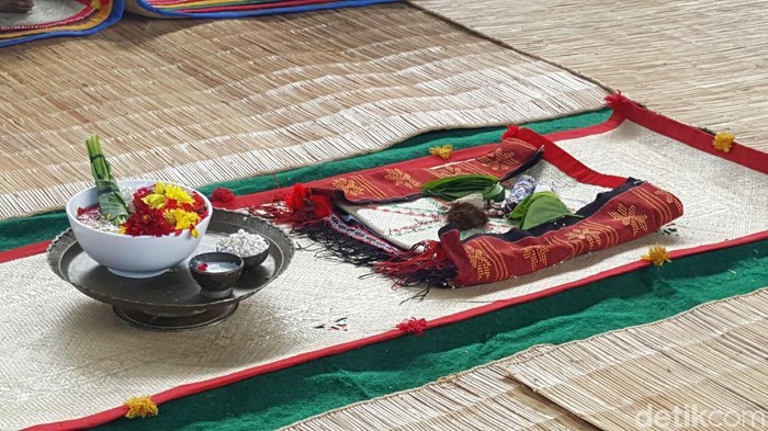 salipi wadah sirih mandailing
