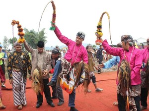 Sempat Tak Dianggap, Kuda Lumping Jateng Kembali Bergeliat