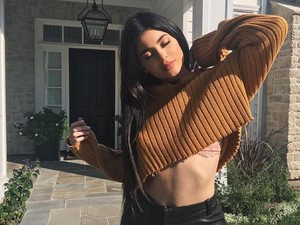 Kris Jenner Buka Suara soal Kabar Kylie Melahirkan