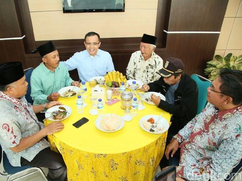 Bupati Anas bertemu Guru-guru MI/