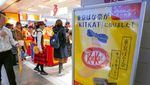 Lihat Antusiasme Warga Jepang Antre Kit Kat Rasa Tokyo Banana