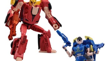 Sedangan dua karakter lainnya, yakni Ken dan Chun-li akan bergabung dengan dunia Transformers sebagai Hot Rod dan Arcee. Foto: istimewa