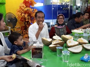 Tempat Makan Durian Lezat di Medan, Jokowi Saja ke Sana