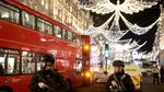Foto: Kepanikan di Oxford Street London Saat Ada Isu Penembakan