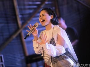 Gaya Andien Isi Kulfest 2017