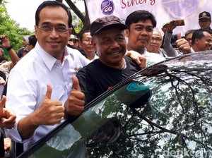 Taksi Online Berstiker akan Diusulkan Bebas Aturan Ganjil Genap