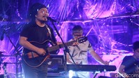 Is mengaku senang bisa menjadi penampil dalam acara tersebut. Foto: Hanif Hawari/detikHOT