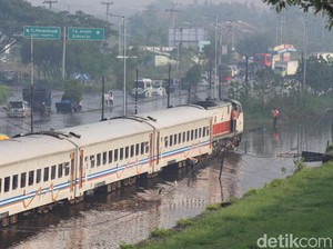 Rel Sempat Patah, Operasi KA Jarak Jauh Tak Terganggu