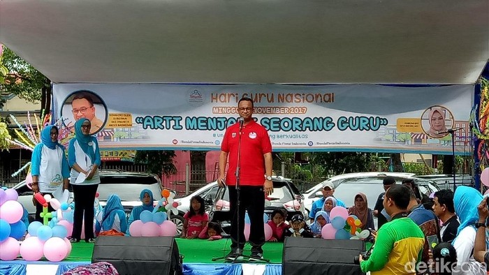 Anies ke Guru PAUD: Boleh Saja Rupiah Kalah, Tapi Pahala Mengalir