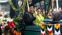 Jokowi, Iriana dan Kaesang dikereta kedua.