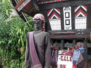 Boneka Sigale-gale Khas dari Pulau Samosir