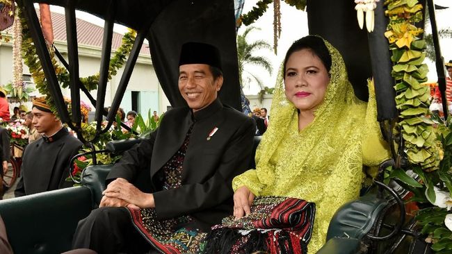 Ungkapan Cinta Jokowi untuk Iriana