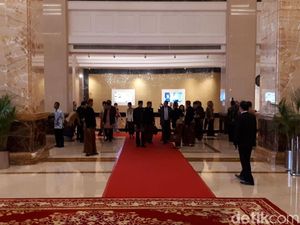 Keluarga Besar Jokowi Bersiap Hadiri Resepsi Kahiyang-Bobby di Medan